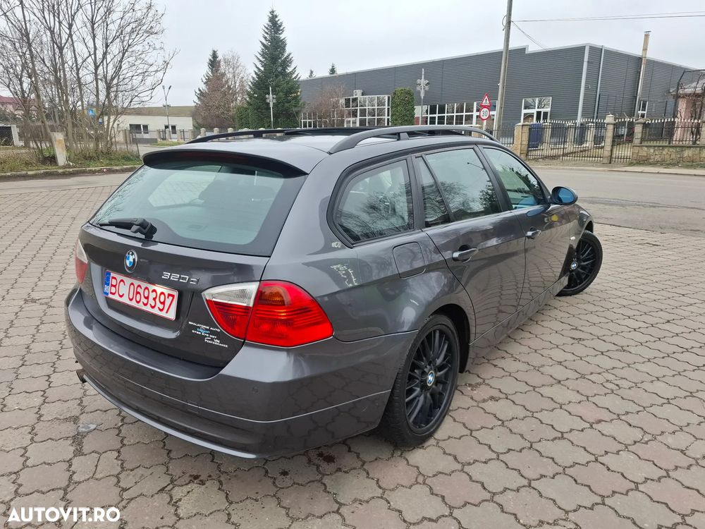 BMW Seria 3 320d DPF Aut. Edition Fleet Sport - 4