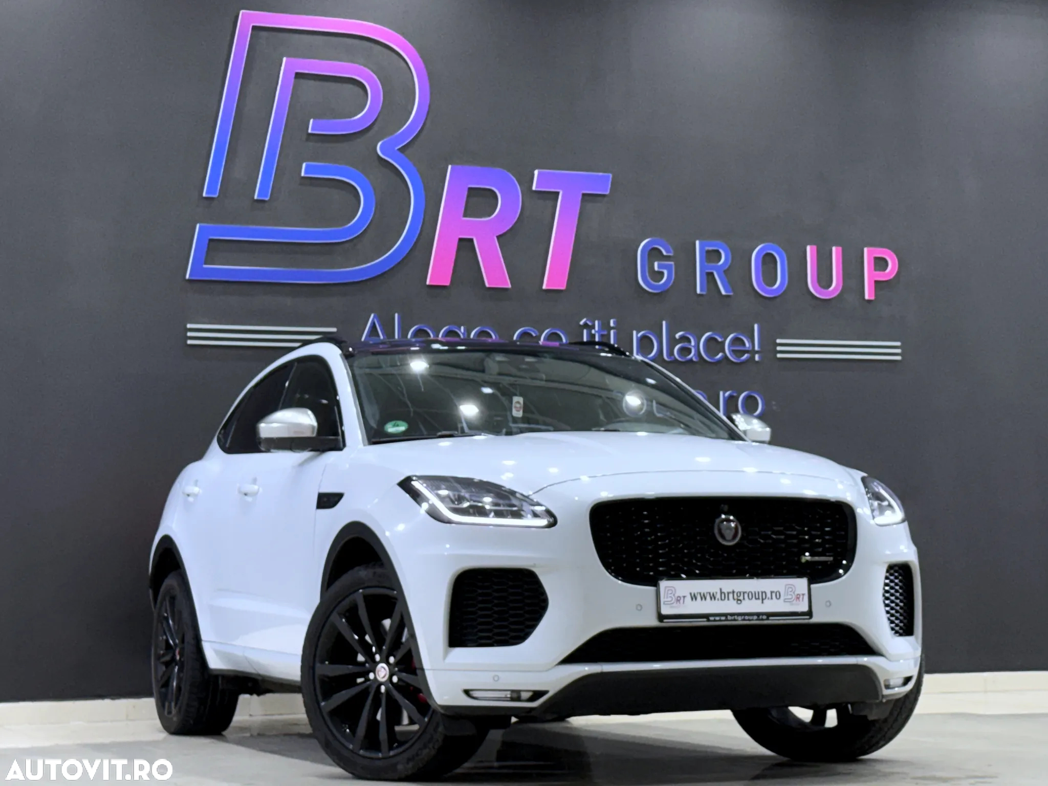 Jaguar E-Pace D240 AWD R-Dynamic SE - 2