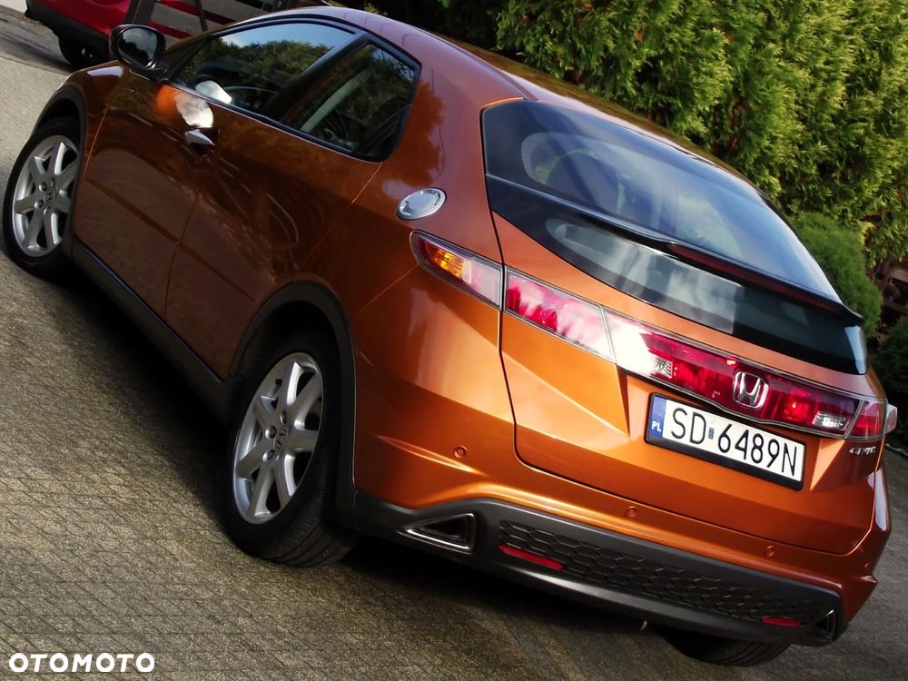Honda Civic 1.8 Executive - 10