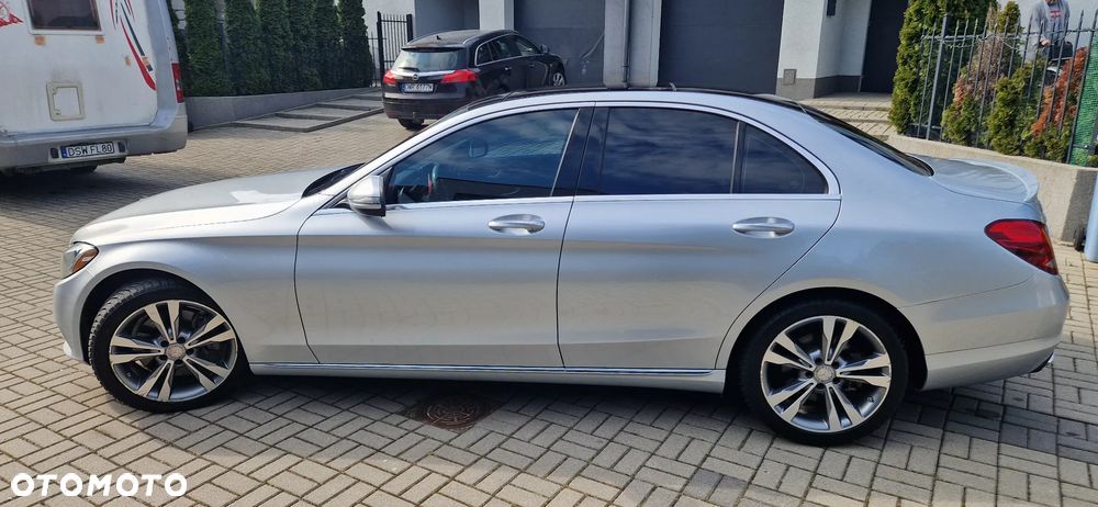 Mercedes-Benz Klasa C 300 7G-TRONIC - 3