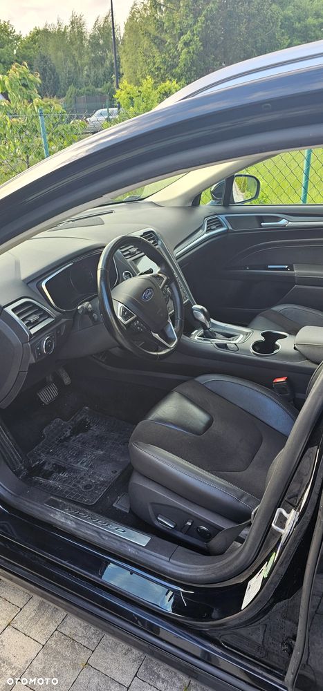 Ford Mondeo 2.0 TDCi Titanium PowerShift - 9
