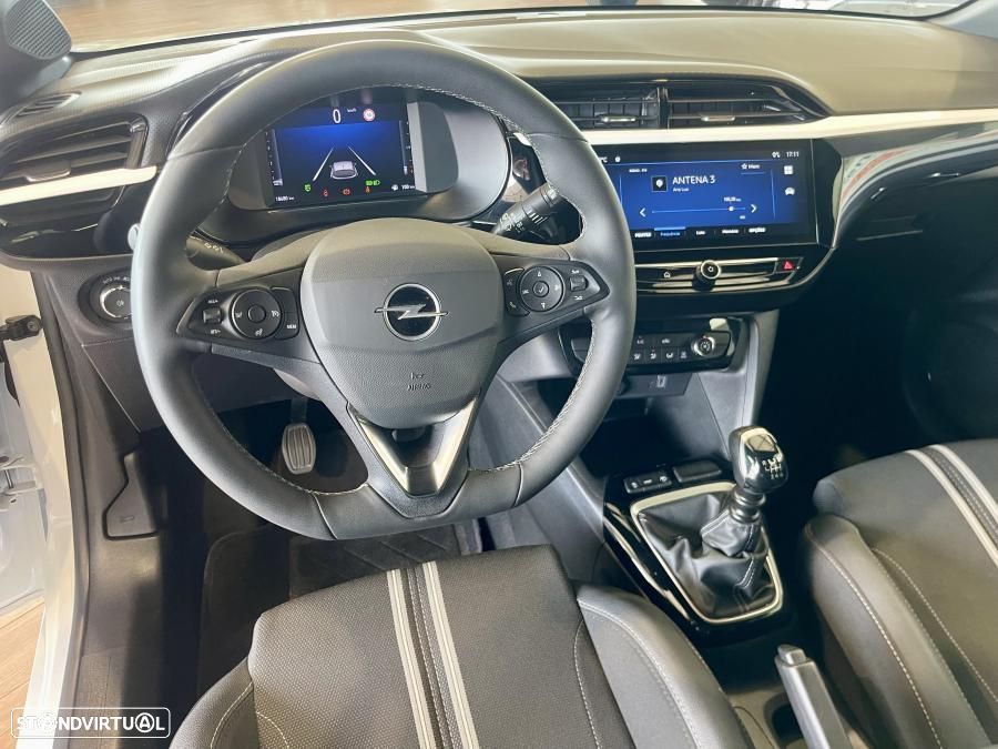 Opel Corsa 1.2 T GS - 22