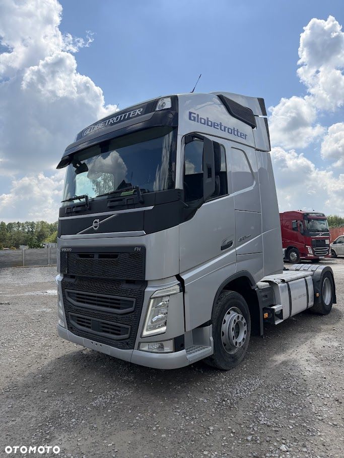 Volvo FH - 1
