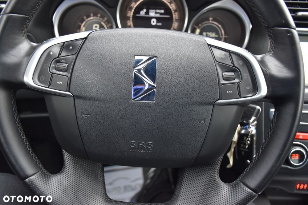DS Automobiles DS 4 Crossback - 15