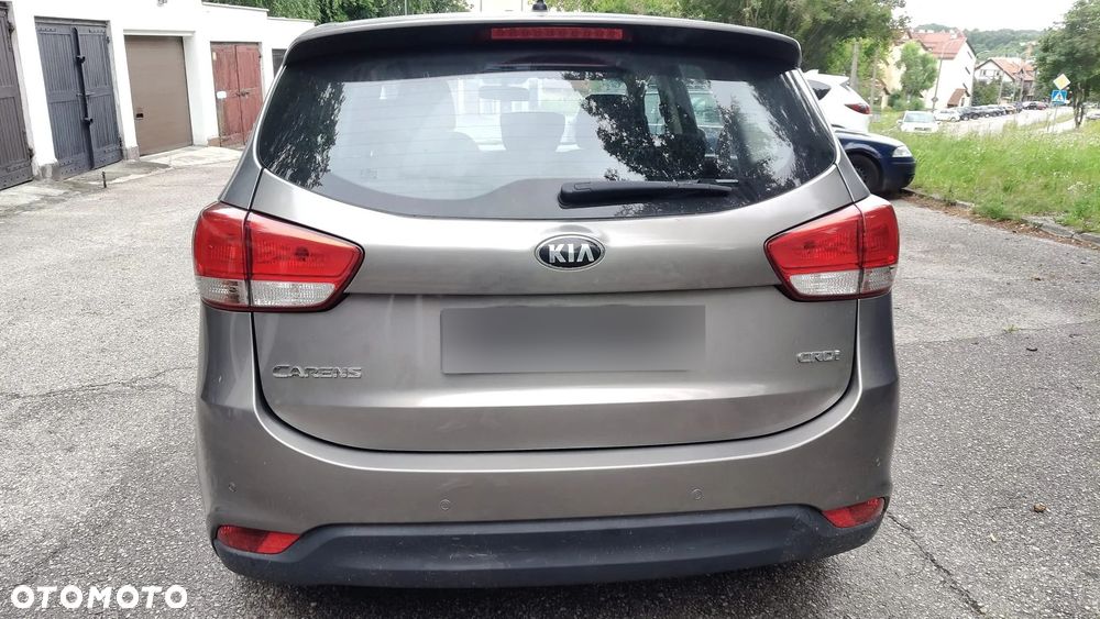 Kia Carens 1.7 CRDi M - 5