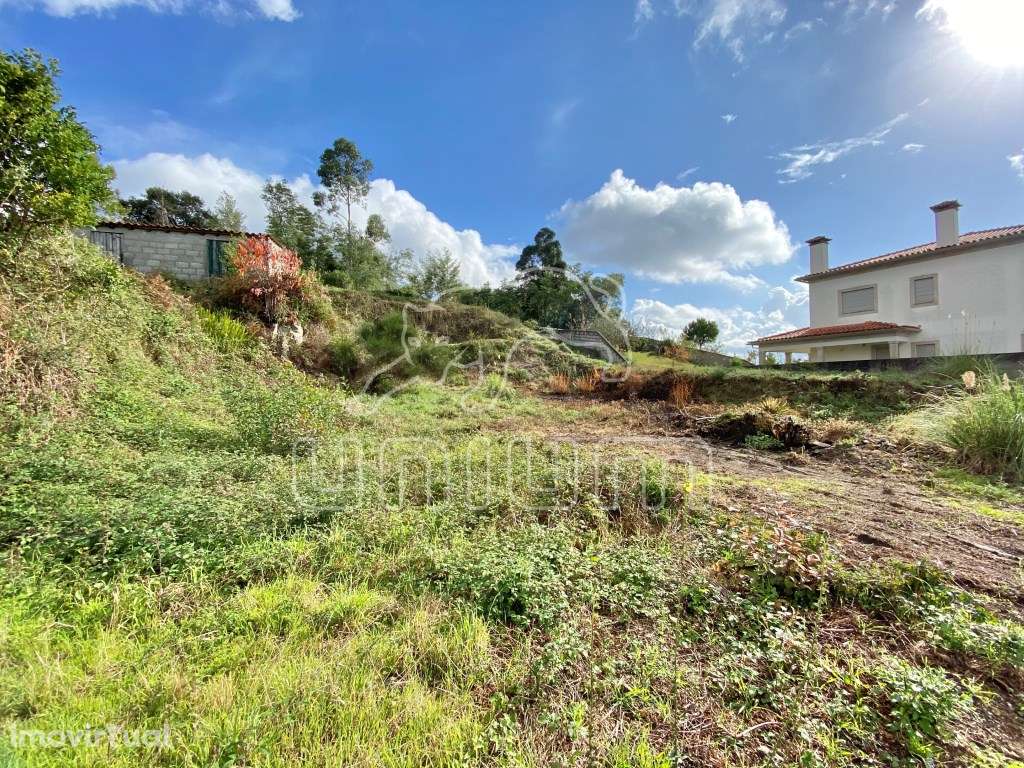 Terreno - Grande imagem: 2/4