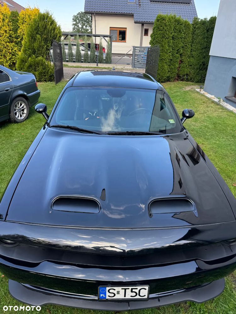 Dodge Challenger - 30