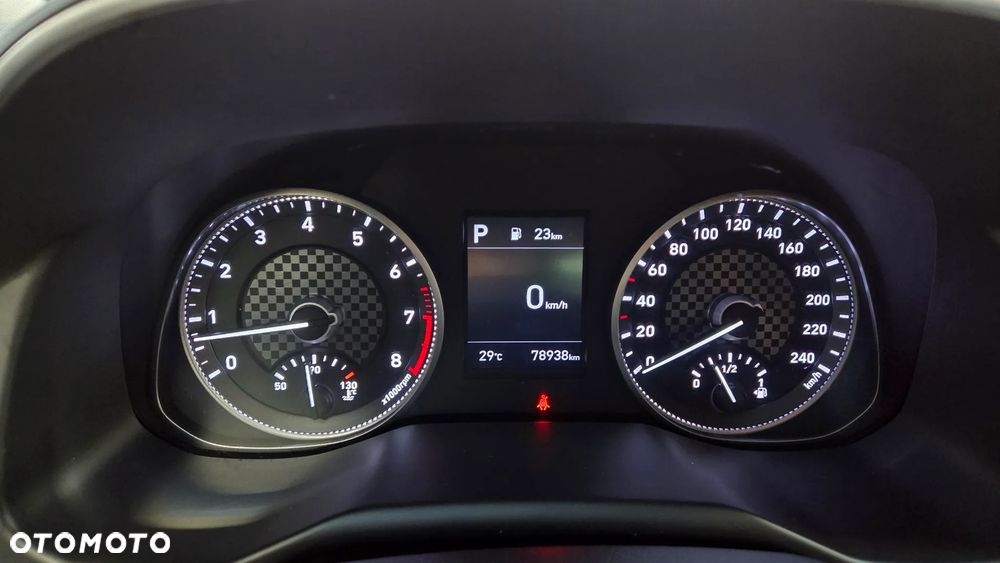 Hyundai Elantra 1.6 Comfort Premiere - 19