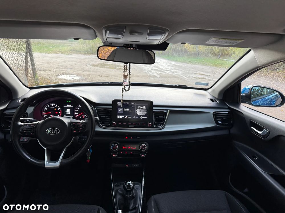 Kia Rio 1.2 L - 10