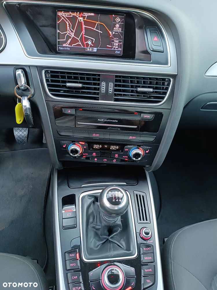 Audi A4 Limousine 1.8 TFSI Ambiente - 14