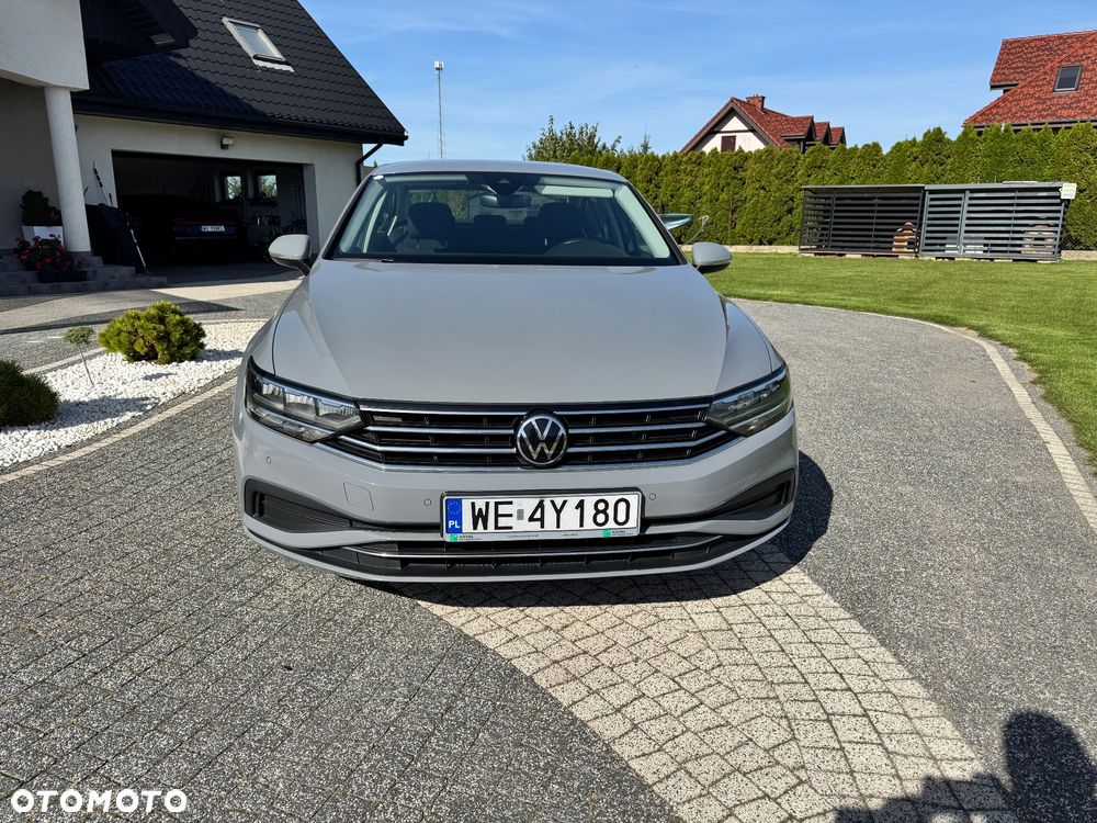 Volkswagen Passat 2.0 TDI EVO Elegance - 38