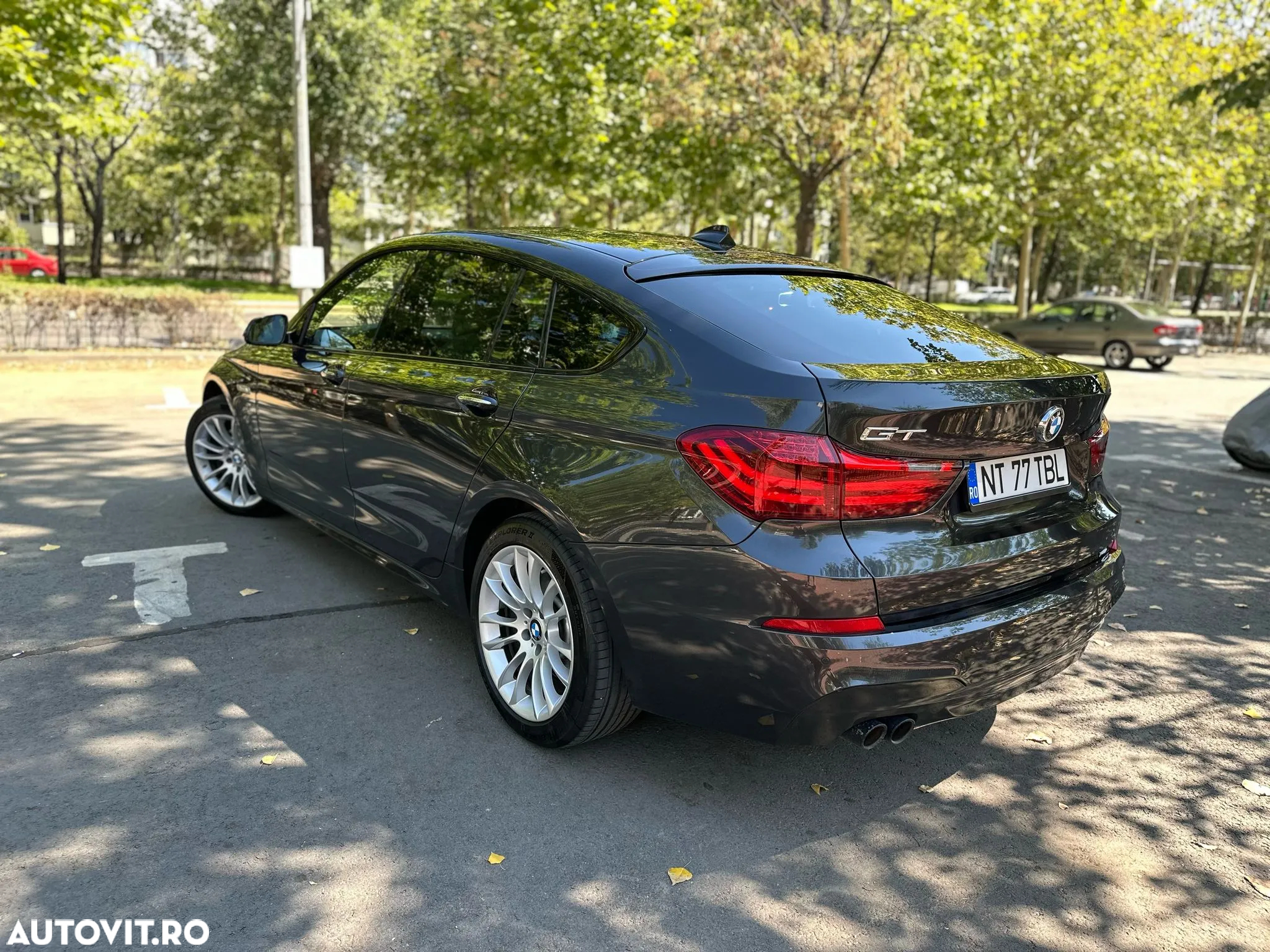 BMW Seria 5 530d xDrive AT - 4