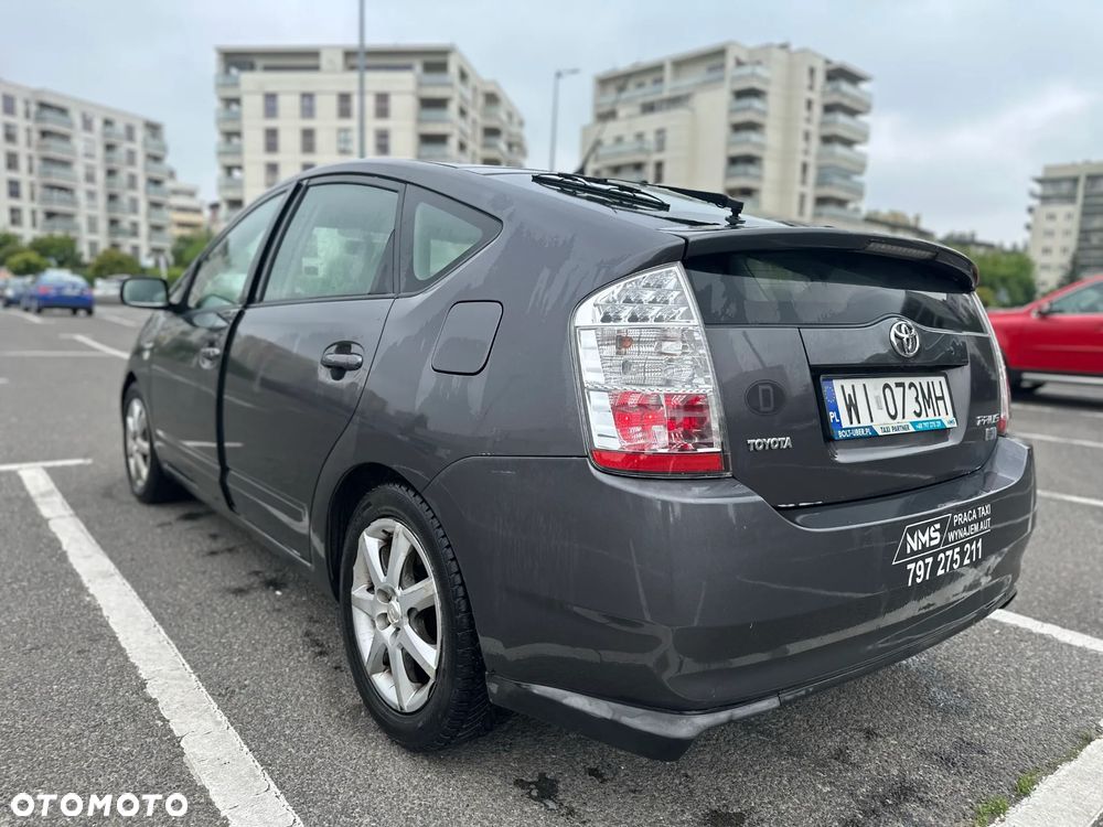 Toyota Prius 1.5 VVT-i Sol - 5