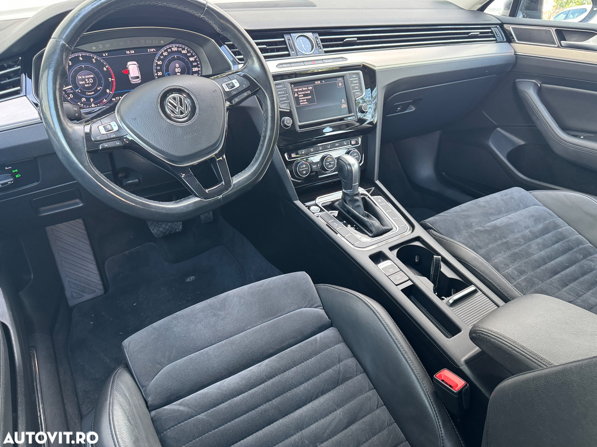Volkswagen Passat Variant 1.4 TSI ACT (BMT) DSG Highline - 18