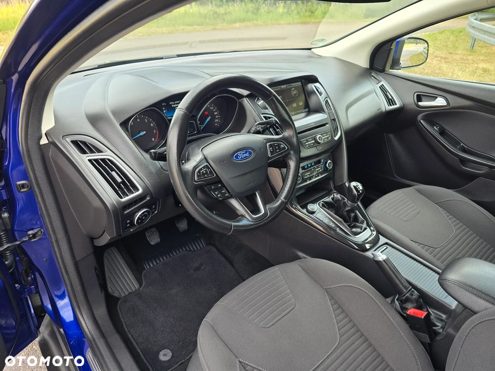 Ford Focus 1.0 EcoBoost 99g Titanium - 33