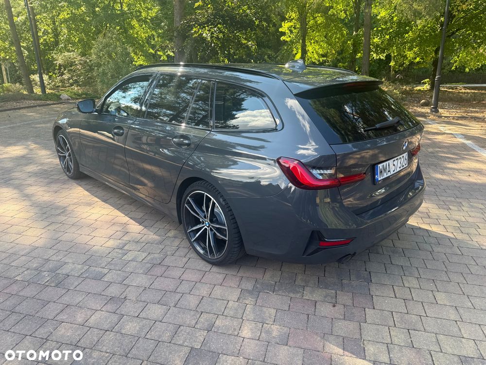 BMW Seria 3 318d MHEV Sport Line - 9