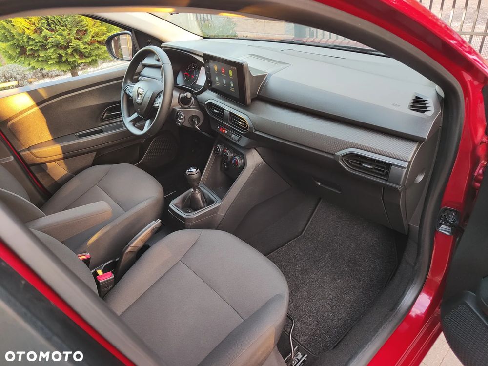 Dacia Sandero SCe 65 Essential - 8