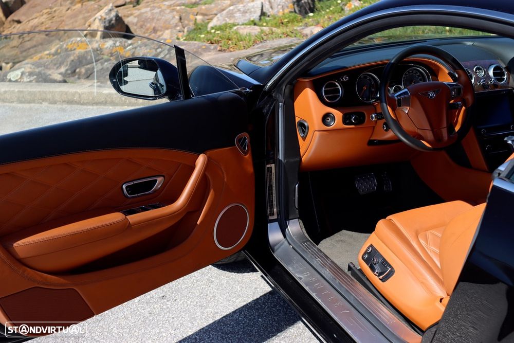 Bentley Continental V8 - 10