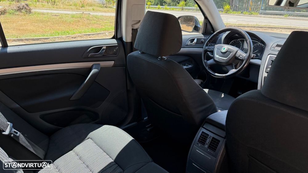 Skoda Octavia Break 1.6 TDi Ambition - 8