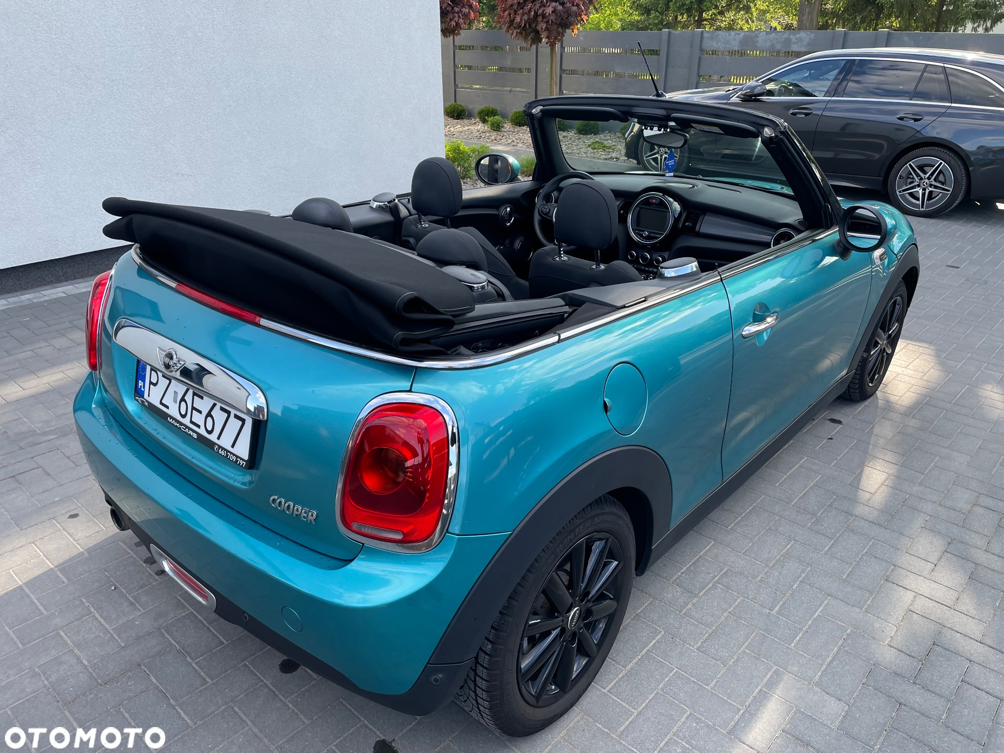 MINI Cooper Standard - 16
