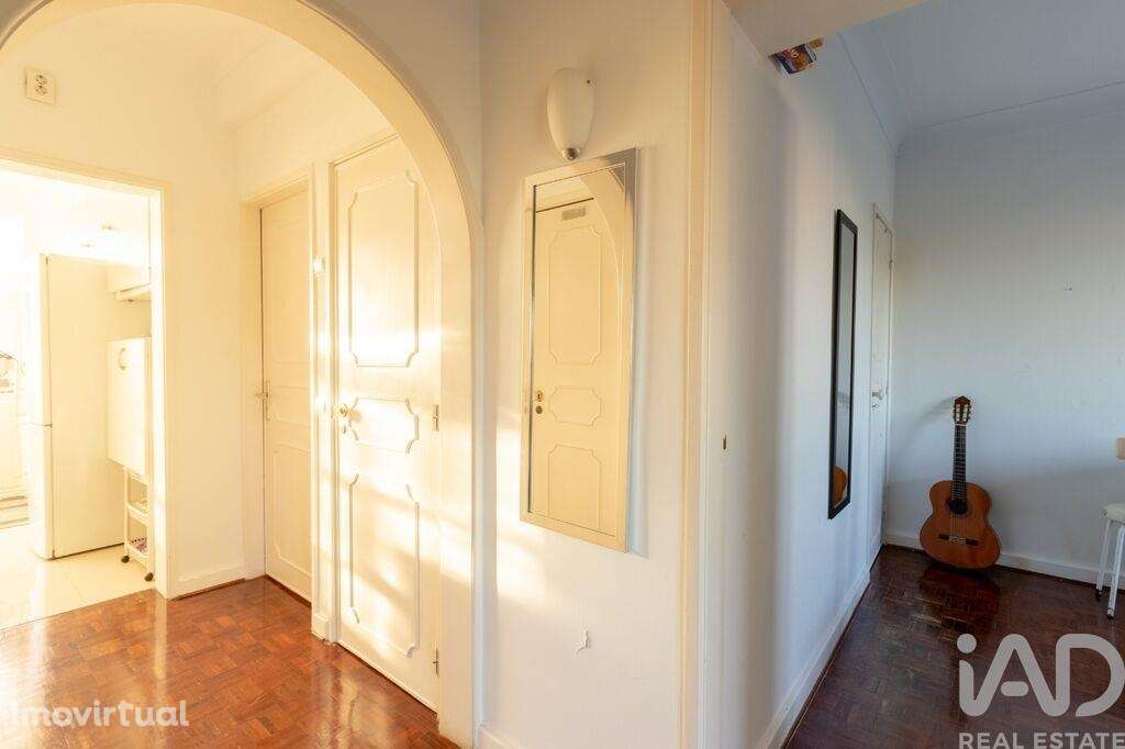 Apartamento T2 em Cascais e Estoril de 70 m2 - Grande imagem: 2/9