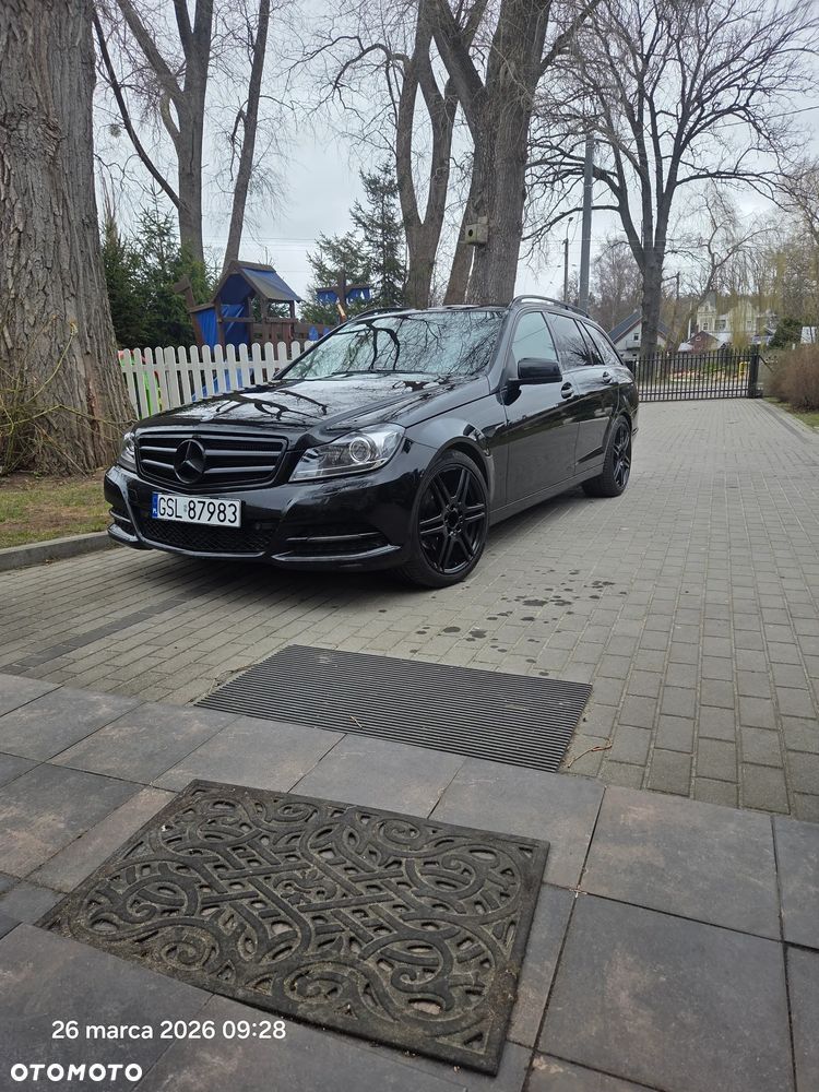 Mercedes-Benz Klasa C 220 CDI BlueEff 4-Matic Avantgarde - 15