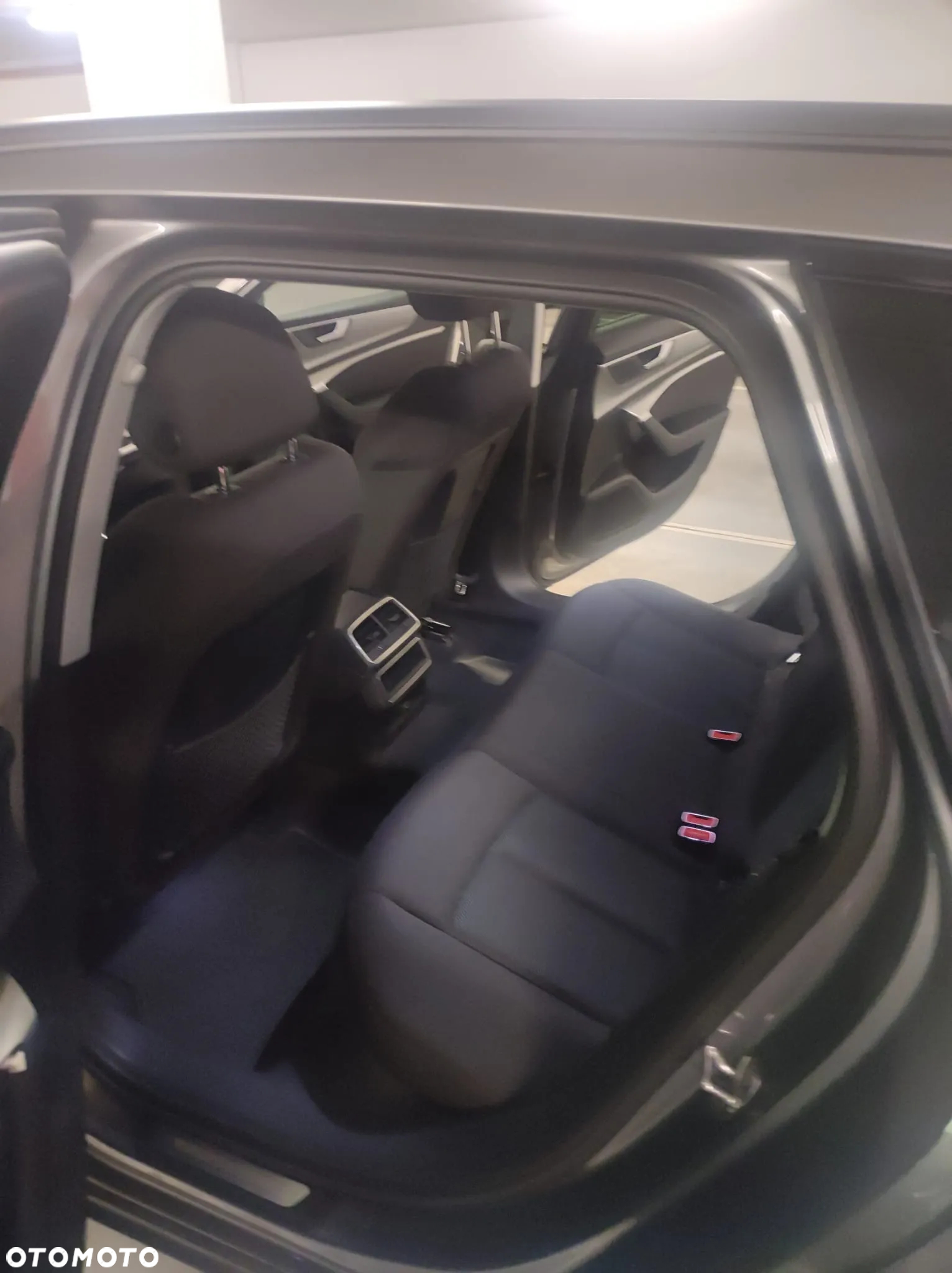 Audi A6 - 12