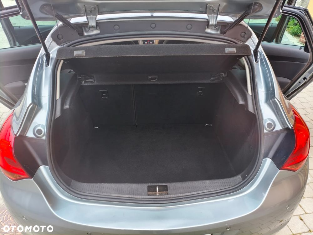 Opel Astra 1.4 Turbo Cosmo - 14