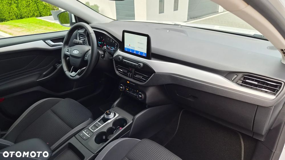 Ford Focus 1.5 EcoBlue Start-Stopp-System TITANIUM DESIGN - 14