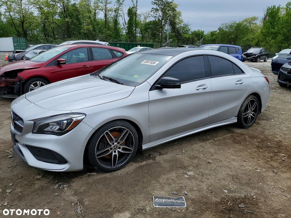 Mercedes-Benz CLA 250 4Matic 7G-DCT AMG Line - 1
