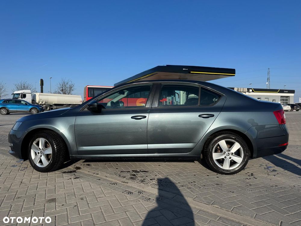 Skoda Octavia - 8