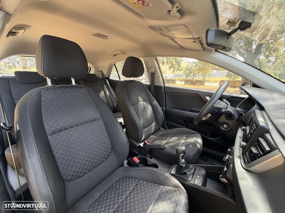 Kia Rio 1.4 CRDi 77 Dream-Team Edition - 13