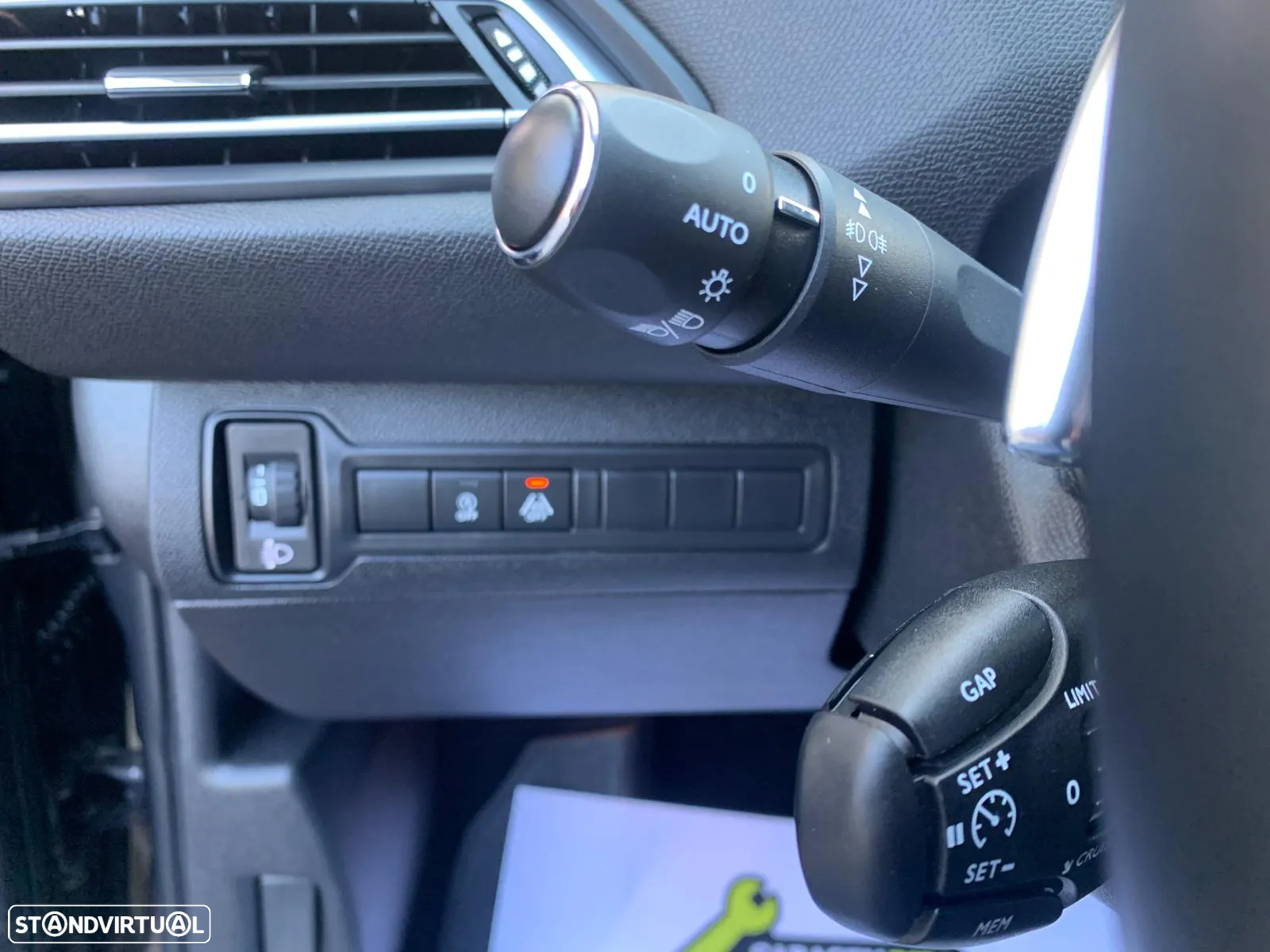 Peugeot 308 1.5 BlueHDi Allure Pack EAT8 - 11