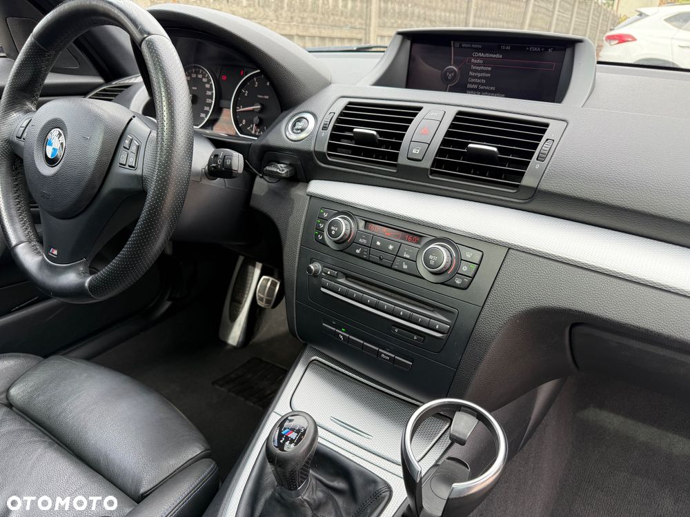 BMW Seria 1 120i Edition Sport - 35