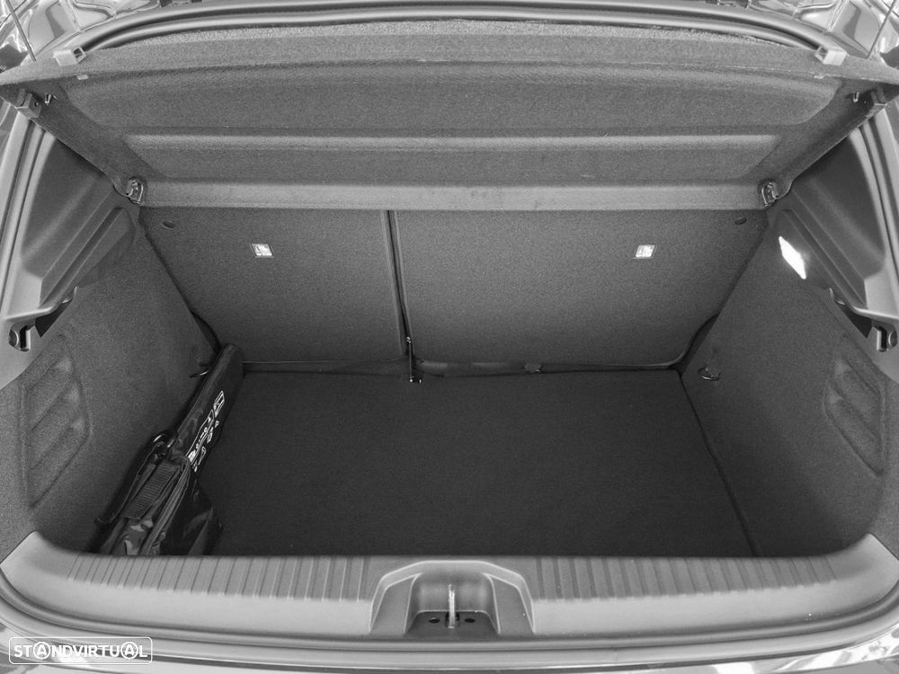 Renault Clio 1.0 TCe Evolution - 23