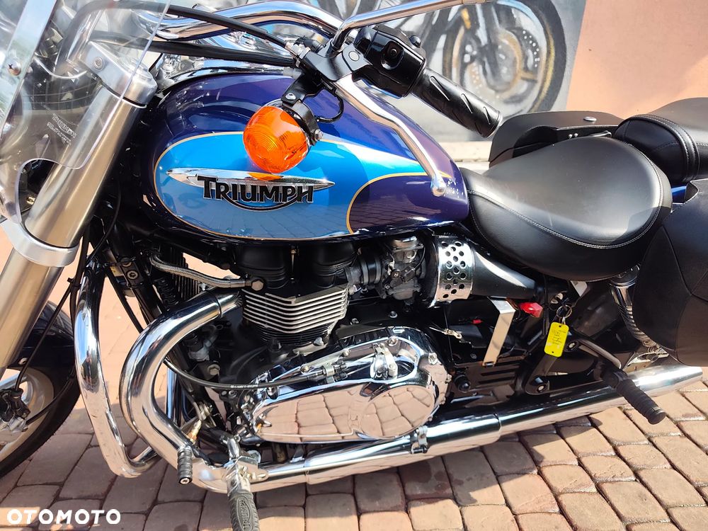 Triumph America - 30