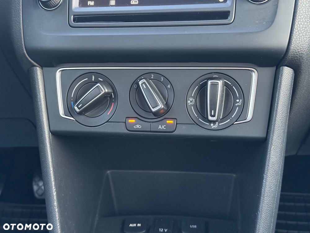 Volkswagen Polo - 34