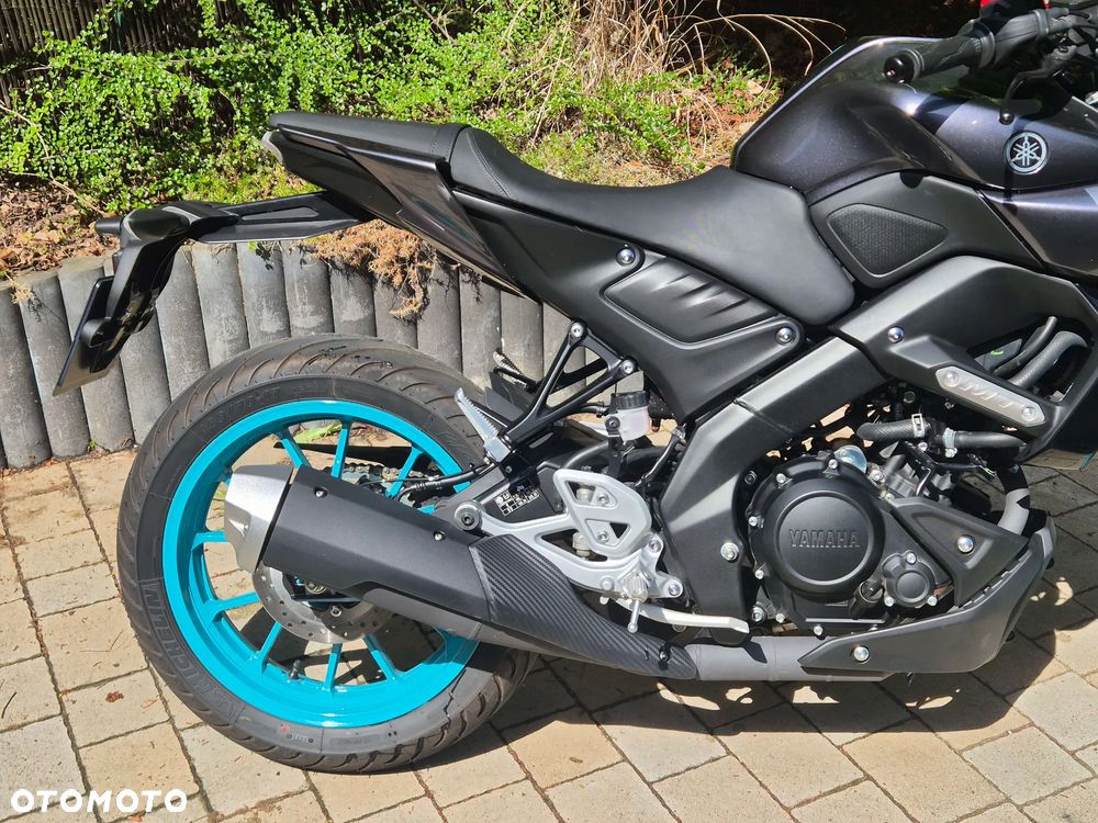 Yamaha MT - 8