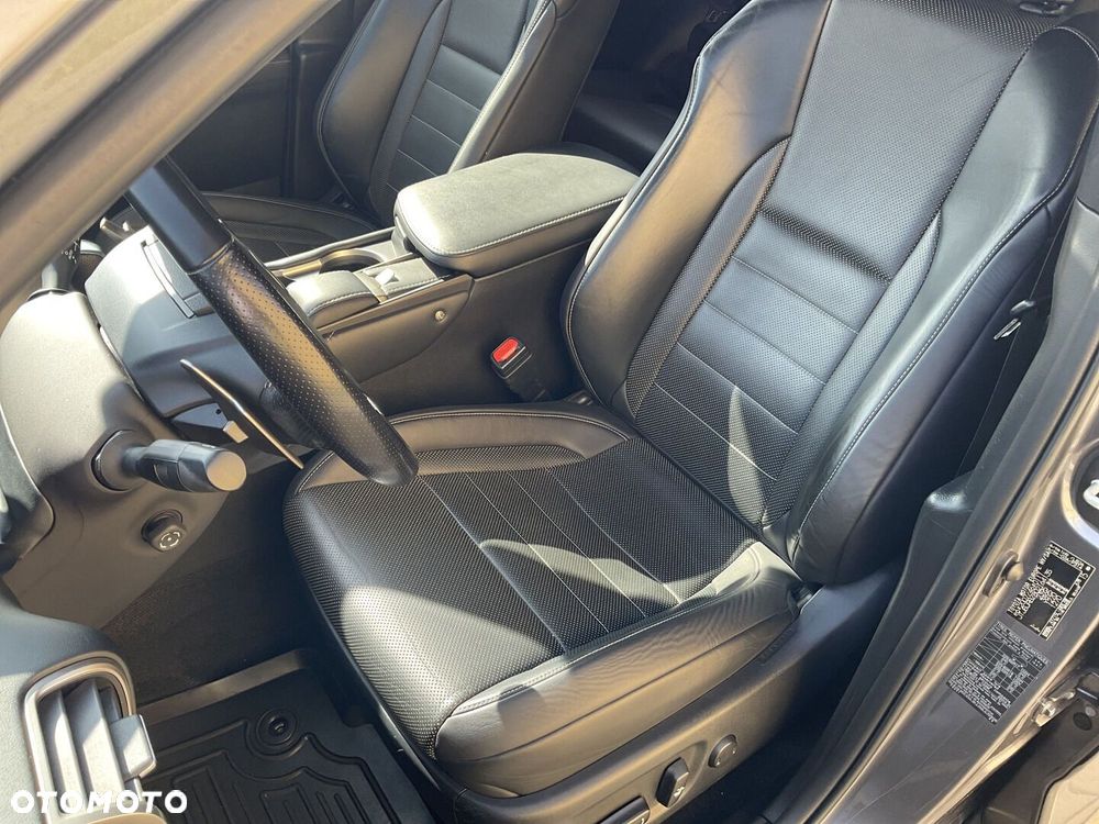 Lexus NX 300h F Sport Edition AWD - 20