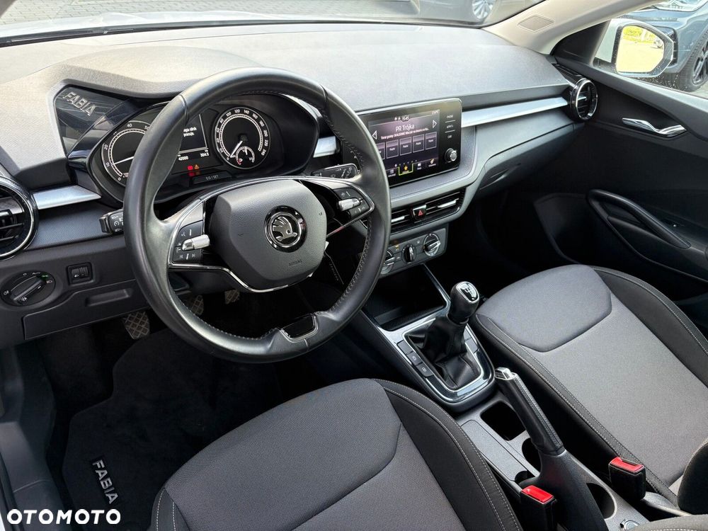Skoda Fabia 1.0 Ambition - 12