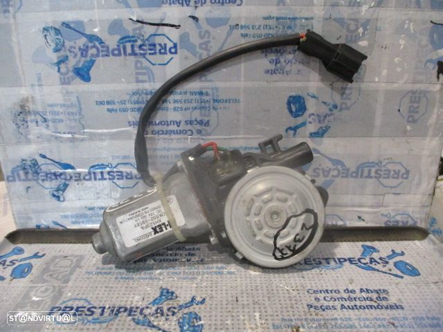Motor Elevador Vidro XH523PA  0K5525956Y KIA CARNIVAL 2005 2.9CRDI  16V 145Cv 5P AZUL FE - 1