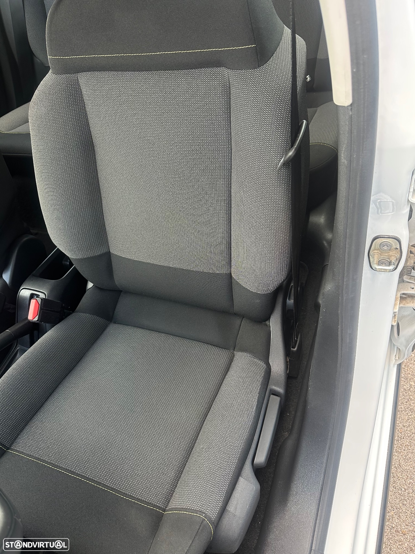 Citroën C3 1.2 PureTech Shine - 11