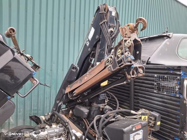 Grua Mitsubishi Canter - 1