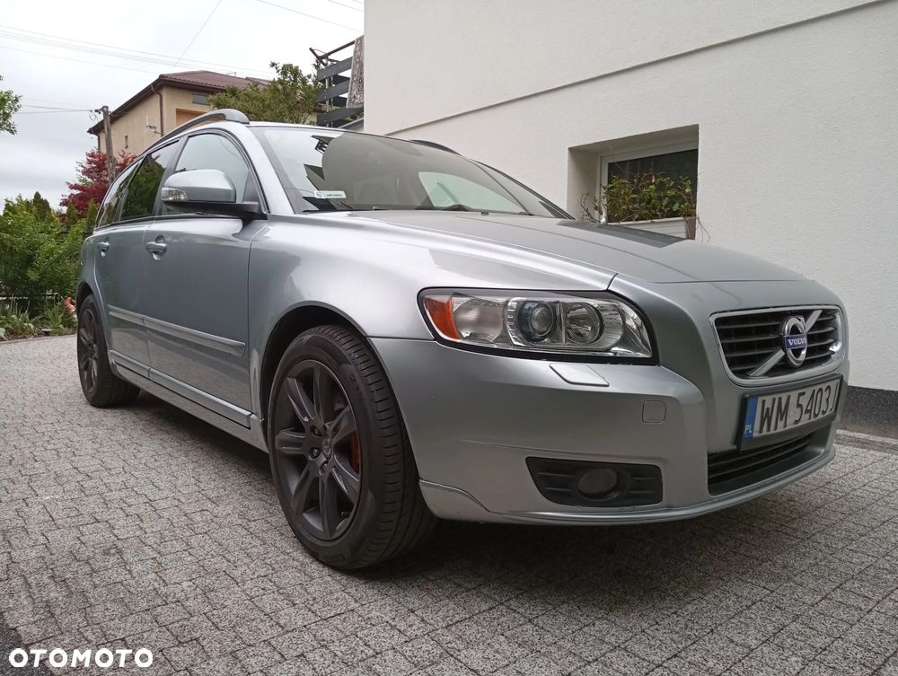 Volvo V50 D4 Momentum - 1