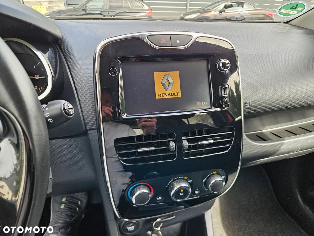 Renault Clio TCe 90 Dynamique - 13