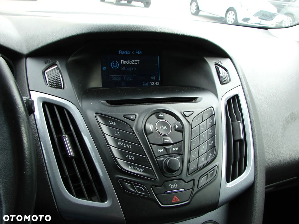 Ford Focus Turnier 1.6 TDCi DPF Start-Stopp-System Titanium - 23