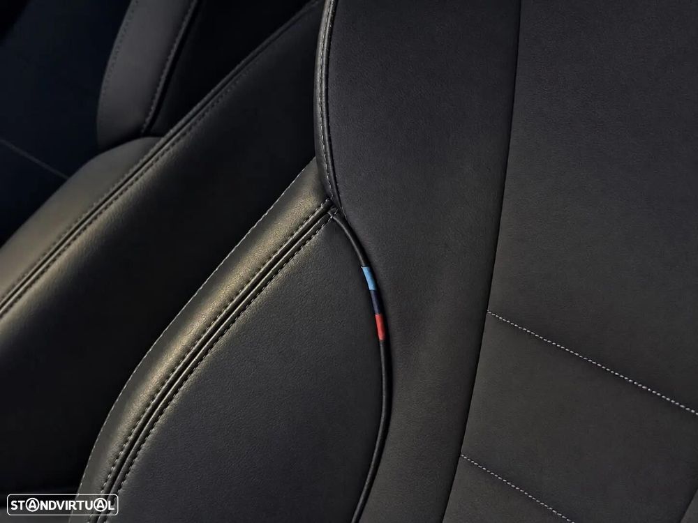 BMW iX1 xDrive30 Pack Desportivo M - 9