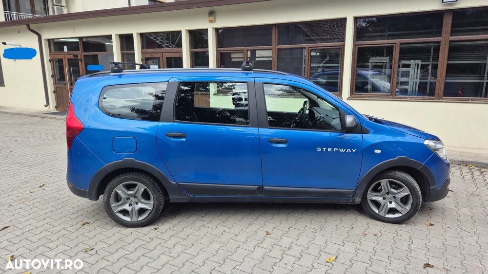 Dacia Lodgy 1.5 dCi 109 CP Stepway - 3