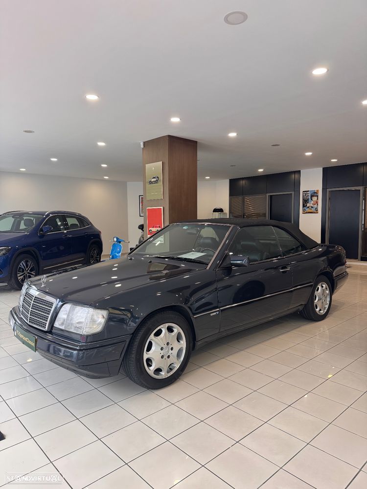 Mercedes-Benz E 320 - 8