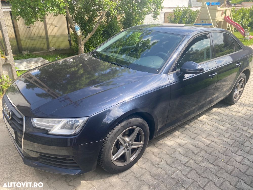 Audi A4 - 1